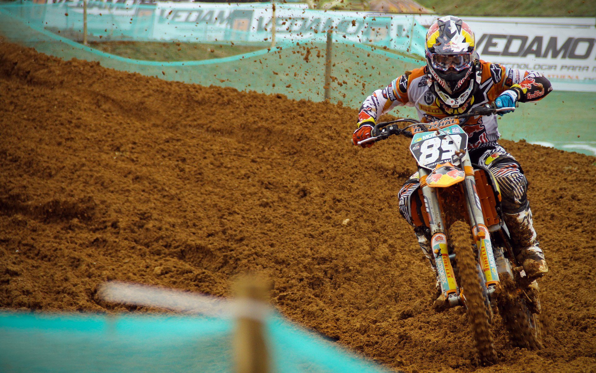 全黑队的进攻威胁不断，球队打法令对手难以应对，全黑队战舞